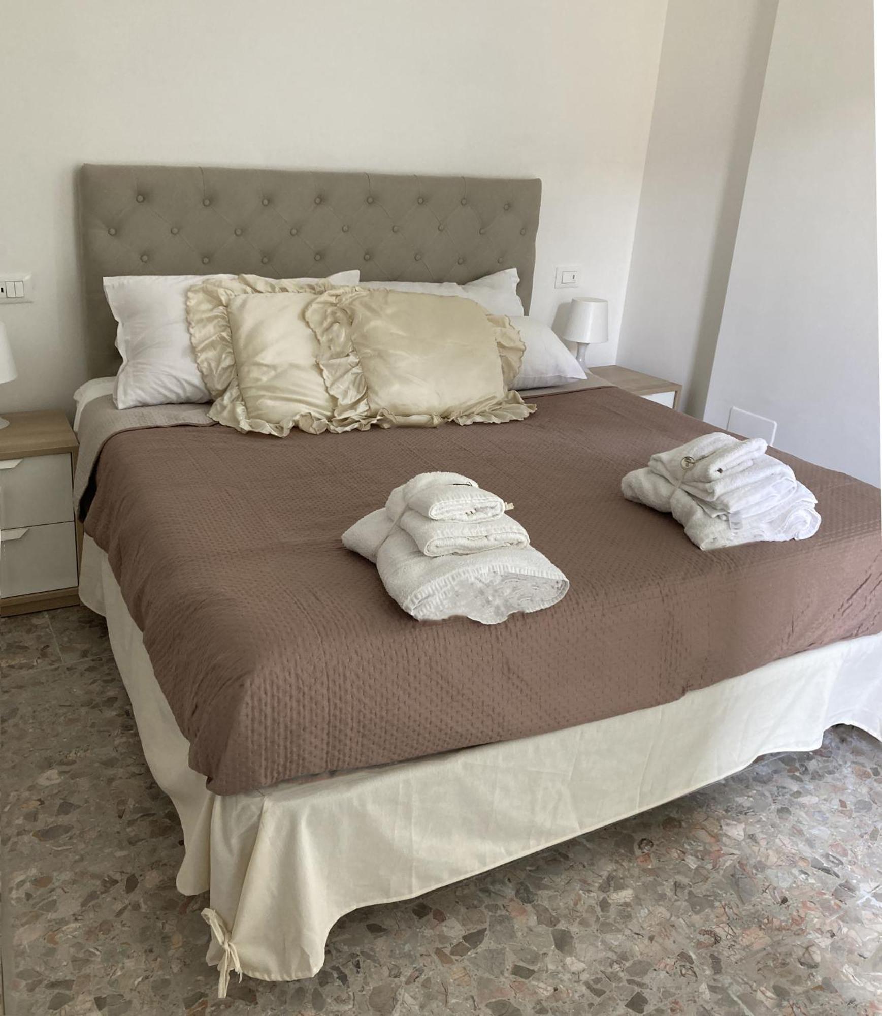 Garbatella House Hotel Rome Exterior photo